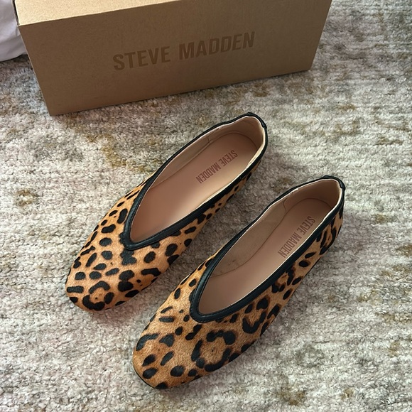 Steve Madden Leni Leopard Flats - Size 8 - Picture 1 of 5